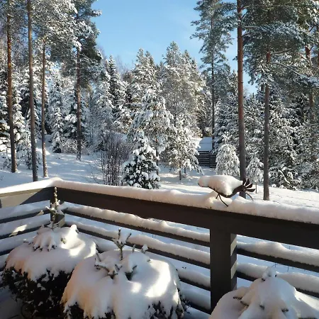 Bed & Breakfast Leena's *