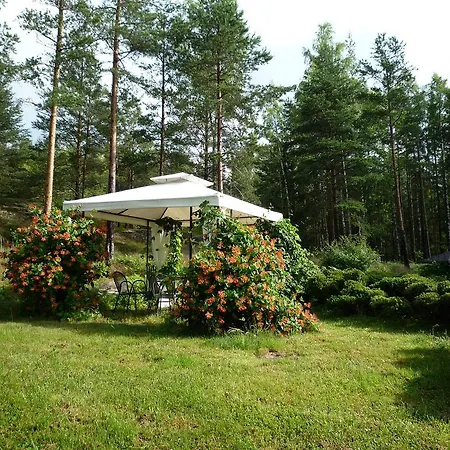 Bed & Breakfast Leena's