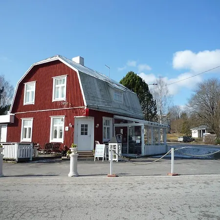 Leena's Bed & Breakfast Degerby