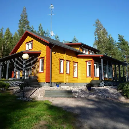 Bed & Breakfast Leena's Degerby