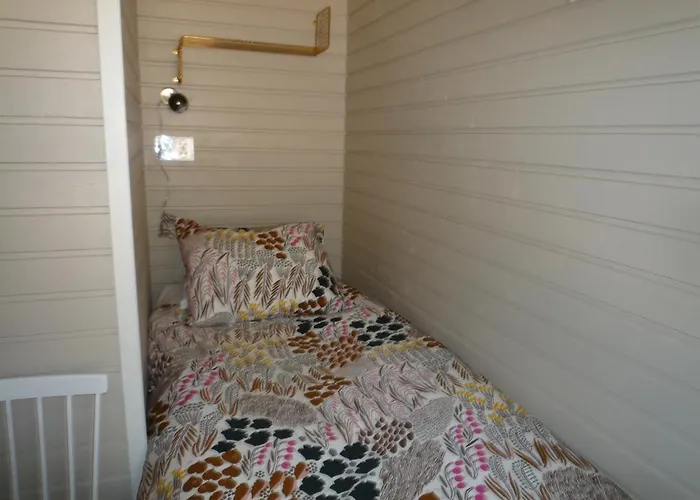 Leena's לינה וארוחת בוקר Degerby